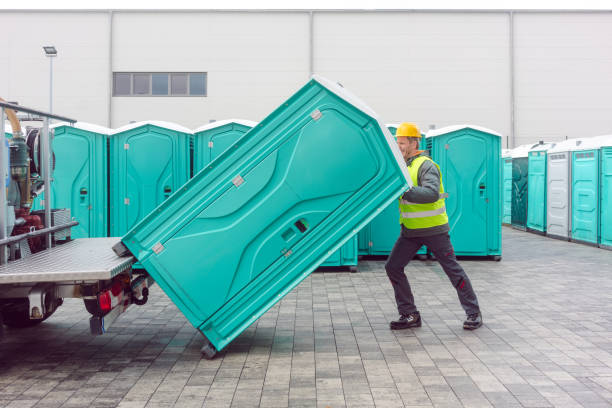 Best Restroom trailer rental cost  in Edgewater, NJ